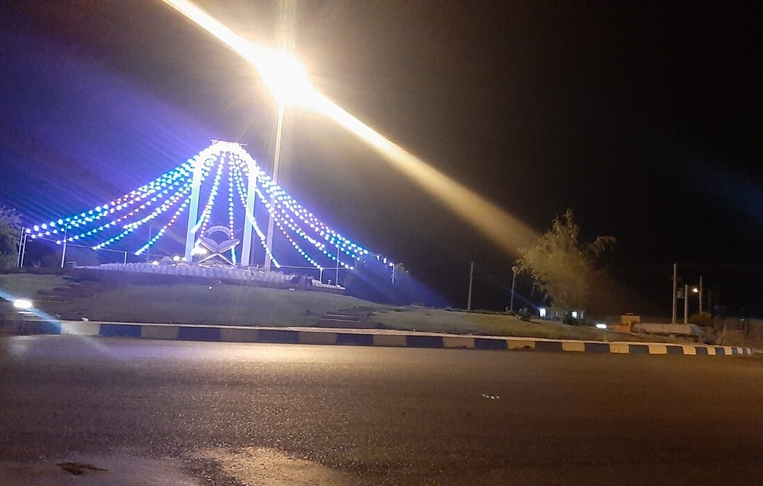 تکمیل نورپردازی میدان محمدرسول الله شهرداری آباده طشک