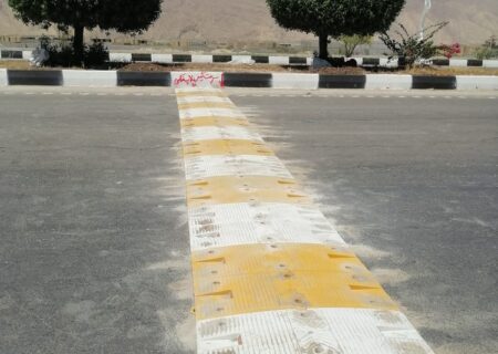 نصب سرعت گیر در معابر شهر مهر با هدف کاهش تصادفات و آرام سازی معابر شهری