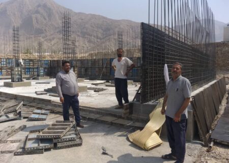 بازدید شهردار و رئیس شورای اسلامی امام شهر از مخزن بتنی در حال ساخت امام شهر