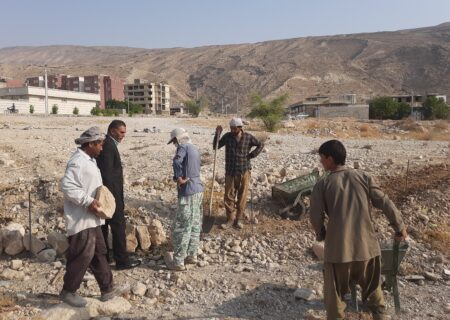 شروع عملیات ساخت  میدان کار آفرینی شهرقیر# زمین‌های نه هکتاری شهرداری قیر