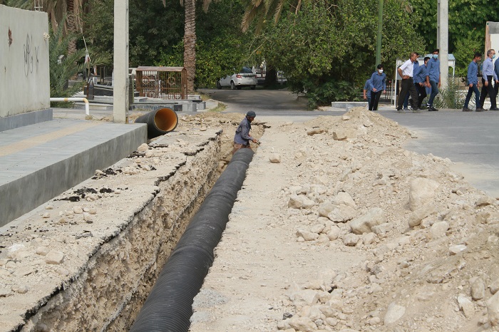 گزارش تصویری / اجرای طرح آبرسانی به آب انبار معروف به آب انبار کمپانی در شهر قدیم لار