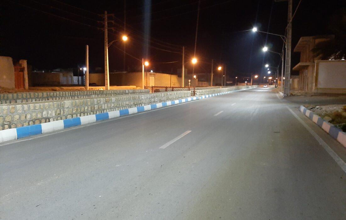 تأمین روشنایی خیابان ساحلی امام شافعی(رح) شهر خور انجام شد