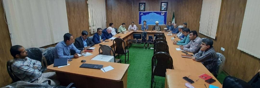 *هم اکنون* برگزاری جلسه شورای آموزش و پرورش شهرستان قیروکارزین با حضور شهردار و رئیس شورای اسلامی شهرقیر
