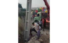 برق رسانی و نصب تیر های برق و نصب کنتور برق سه فاز گلزار شهدا و پارک شهر بابامنیر