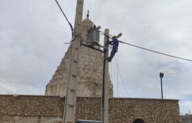 تعویض و تعمیر ۱۰۰ عدد چراغ روشنایی معابر رایگان جهت حفظ ایمنی شهروندان و بعنوان پدافند غیرعامل «امنیتی» در شهر بابامنیر انجام گرفت