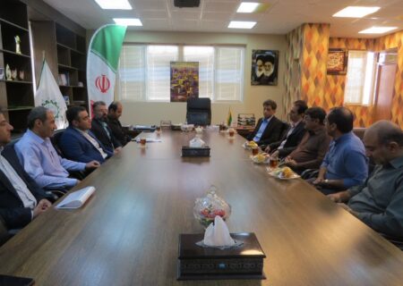 دیدار شهردار و اعضای شورای شهر خور با «علی پور» شهردار جدید لطیفی