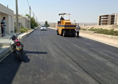 در آستانه ماه مهر لباس نو بر تن خیابان های شهر لار