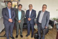خرید دو دستگاه ماشین « یک دستگاه ماشین عمرانی،لودر ۵ تن برقی دلتا راه ـ یک دستگاه آمبولانس «حمل میت چهار سبده » / شهرداری بابامنیر