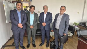حضور در سازمان شهرداری های کشور ، نماینده شهرستان ممسنی و رستم دکتر نصیبی و دکتر جعفر زاده 