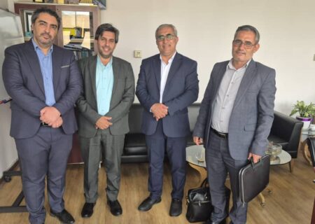 خرید دو دستگاه ماشین « یک دستگاه ماشین عمرانی،لودر ۵ تن برقی دلتا راه ـ یک دستگاه آمبولانس «حمل میت چهار سبده » / شهرداری بابامنیر