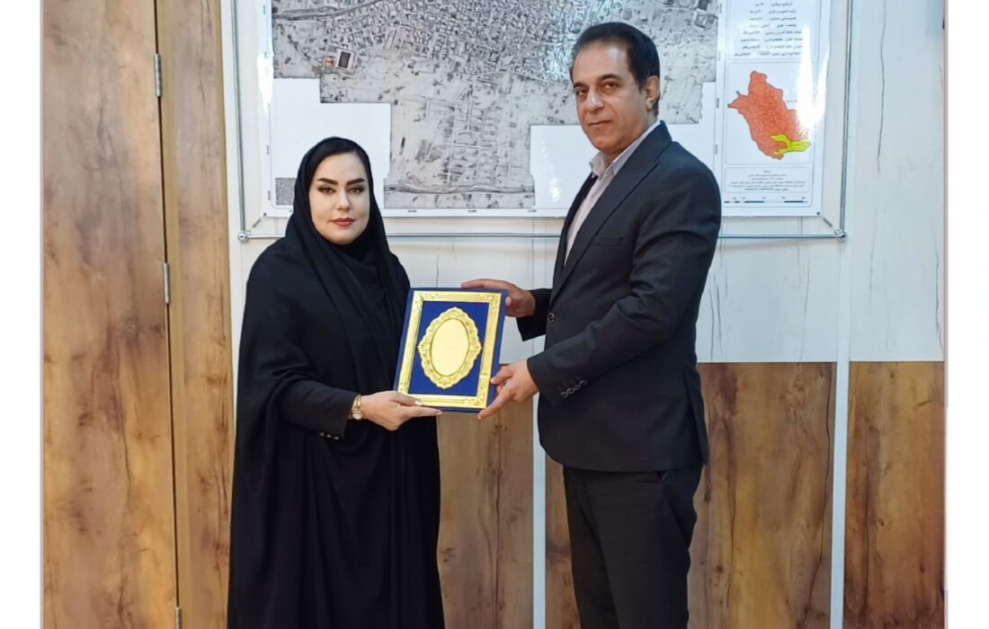 قدردانی شهردار لطیفی از اقدامات مسئول روابط عمومی شهرداری