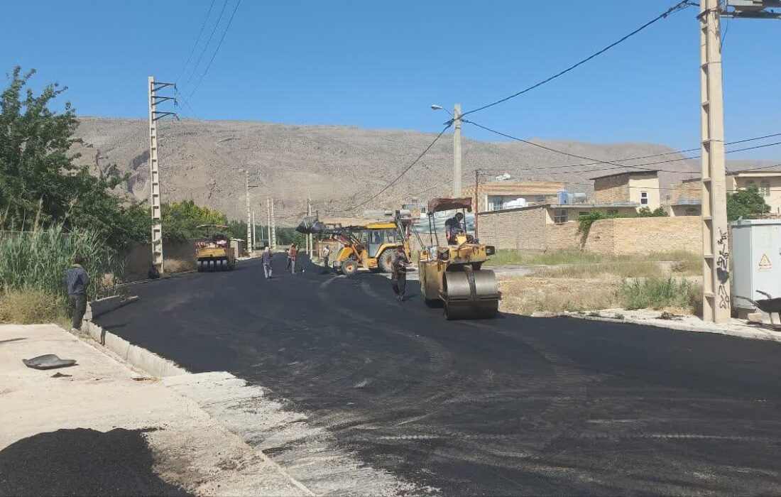 شروع عملیات زیرسازی وآسفالت ۱۴۰۴ توسط شهرداری سیدان