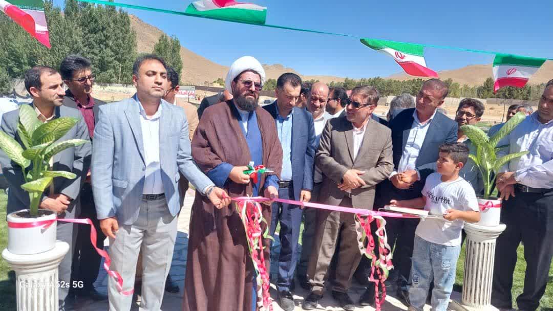 برگزاری آیین بهره برداری از طرح های عمرانی شهرداری اقلید با اعتباری بالغ بر هزار میلیارد ریال در هفته دولت