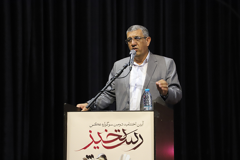 عکاسی، هنری خدایی است که بازتاب‌دهنده زیبایی‌ها و دردهای جامعه است