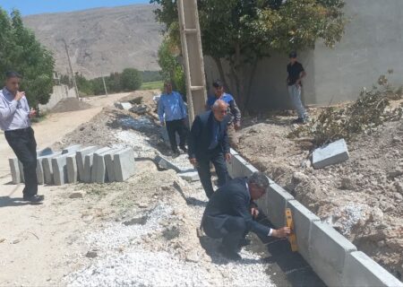 پیگیری و نظارت بر روند اجرایی پروژه ‌ها با حضور اعضای شورای اسلامی و مهندس غلامی شهردار سیدان