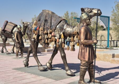 شهرداری جویم/پارک ورودی شهر/نصب چمن مصنوعی/المان/مجموعه بازی/بهمن ماه ۱۴۰۴