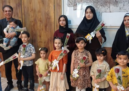 تجلیل از دختران در دهه مبارک کرامت با حضور خانواده سهدای شهرداری لطیفی