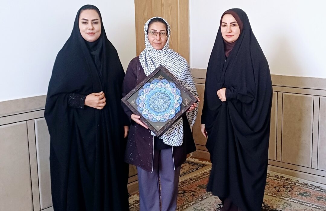 دیدار و تقدیر از بانوی مجروح حادثه دادگستری لارستان در لطیفی