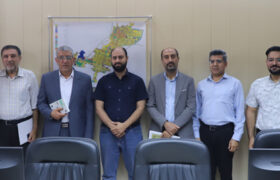 شهردار لار در آیین تکریم ازهیئت اجرایی برنامه فرهنگی «چهره ماه»:
